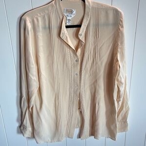 Talbots womens all silk  Cream Button Down long sleeve Shirt pleat detail 16